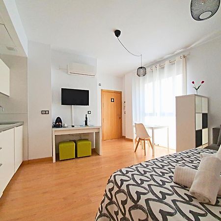 Precioso Estudio Con Piscina Málaga Esterno foto